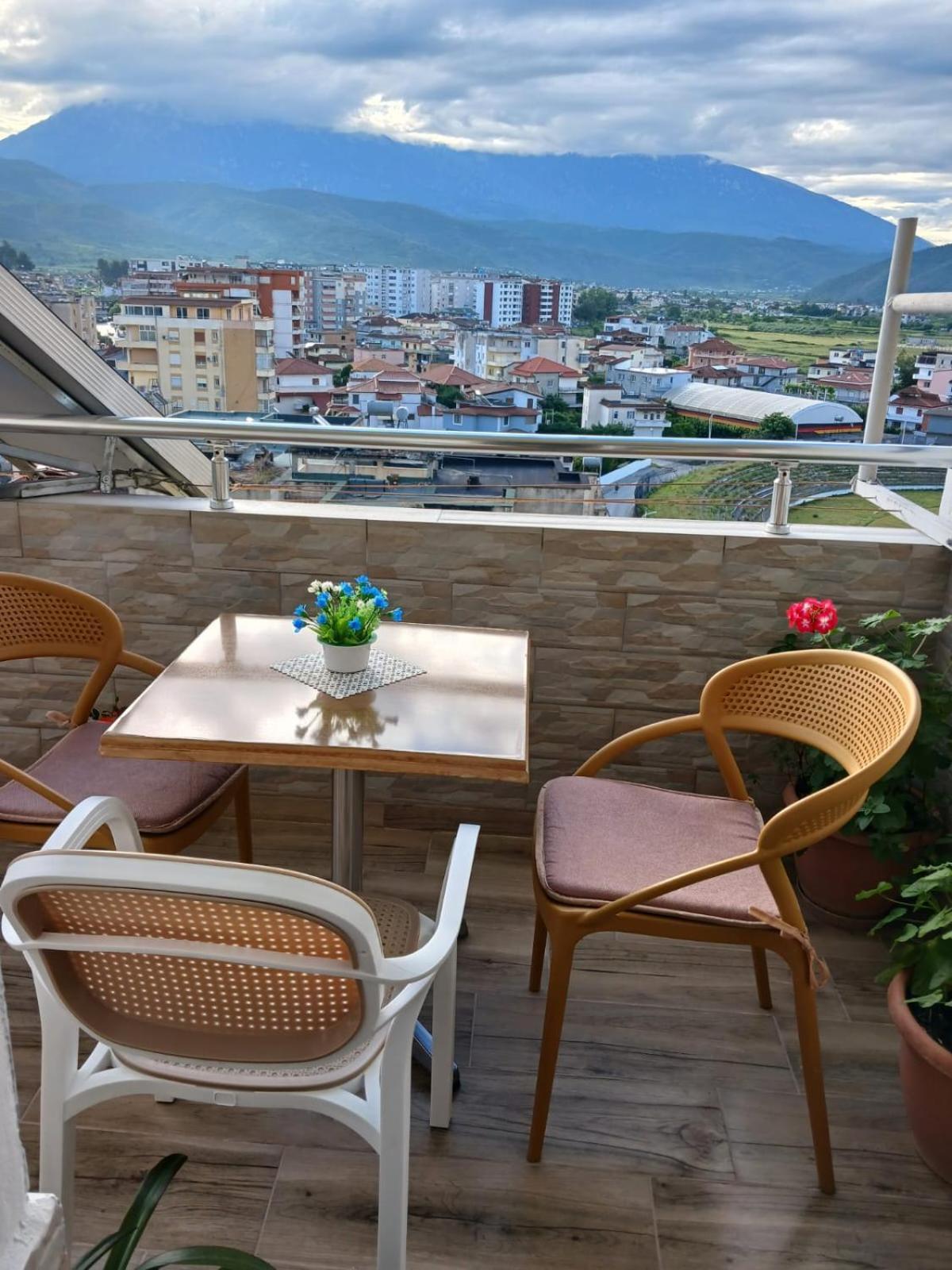 Muska Comfy Apartment Berati Exterior foto