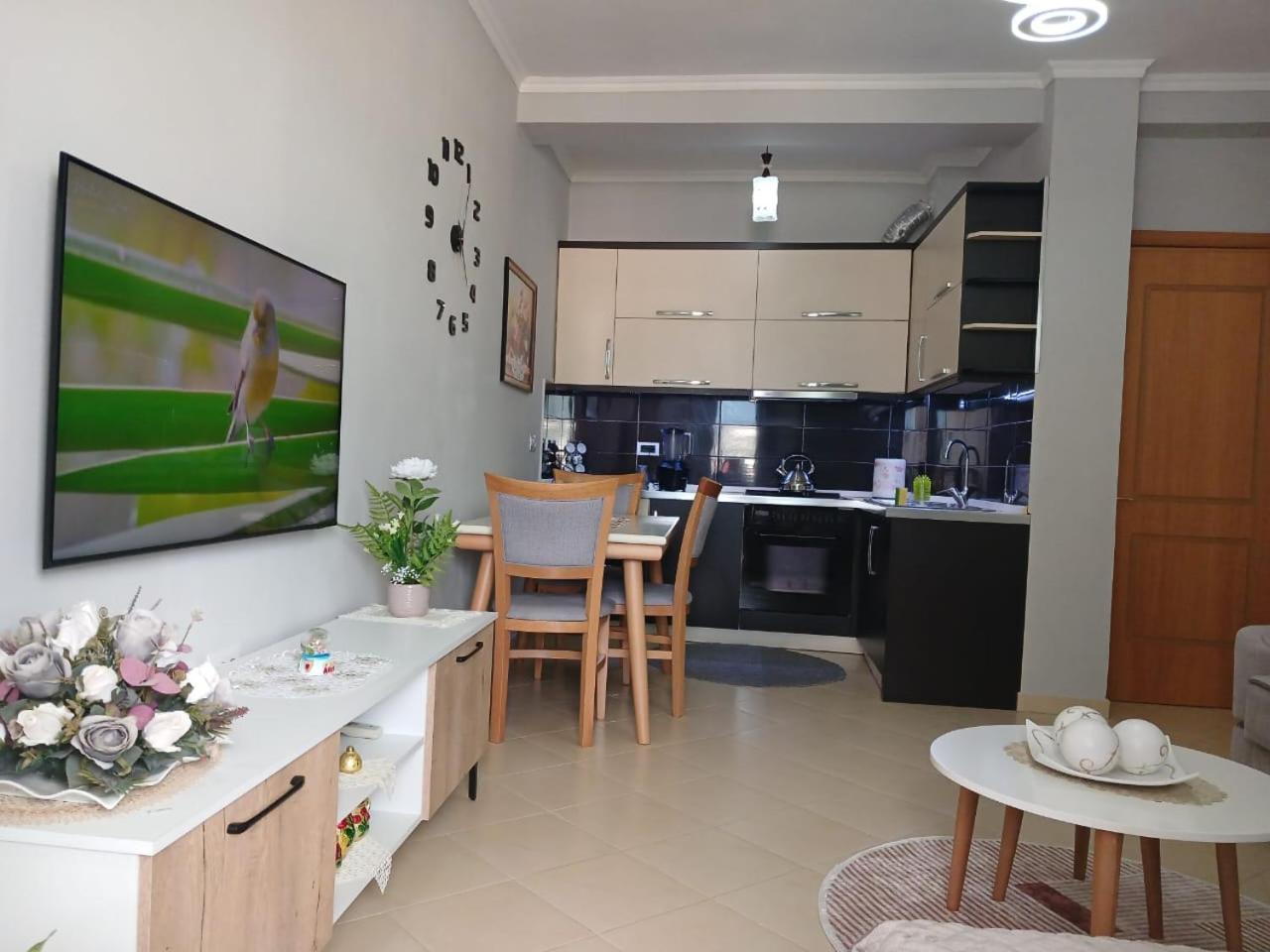 Muska Comfy Apartment Berati Exterior foto