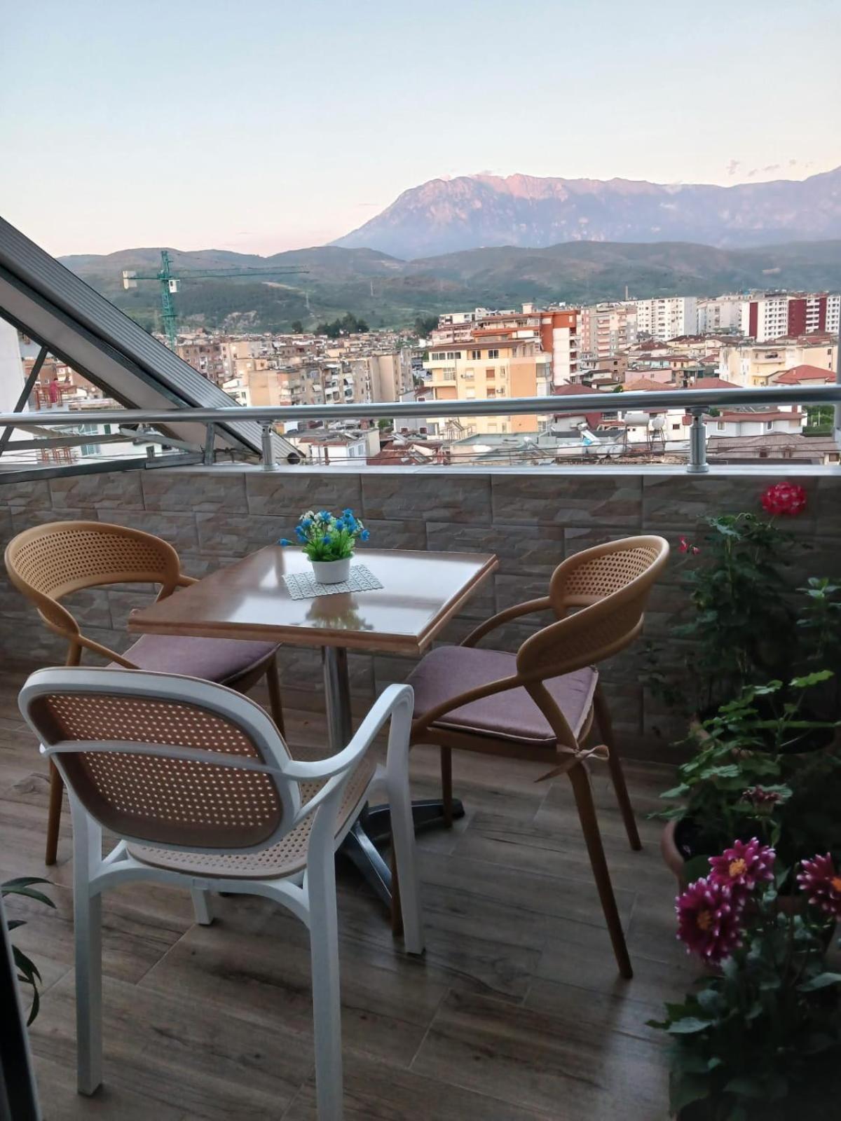 Muska Comfy Apartment Berati Exterior foto