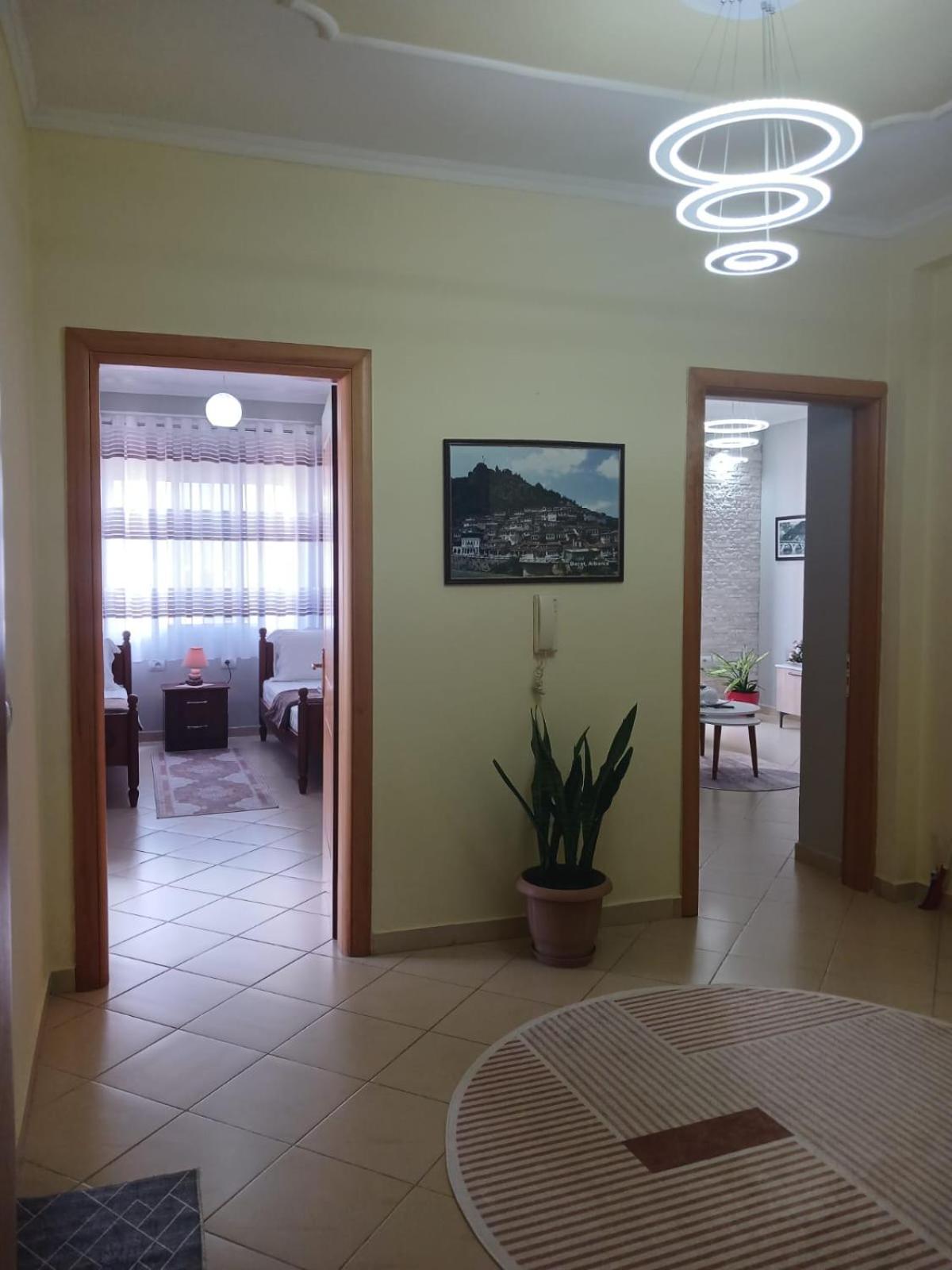 Muska Comfy Apartment Berati Exterior foto